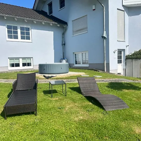 Ambiente 3 * Naumburg (Hessen)
